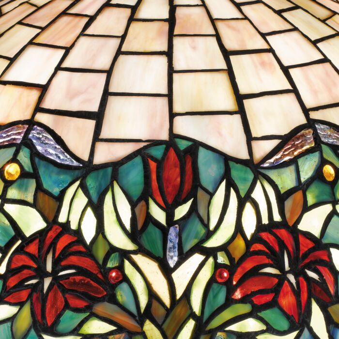 Tiffany 3-Light Table Lamp in Matte Black